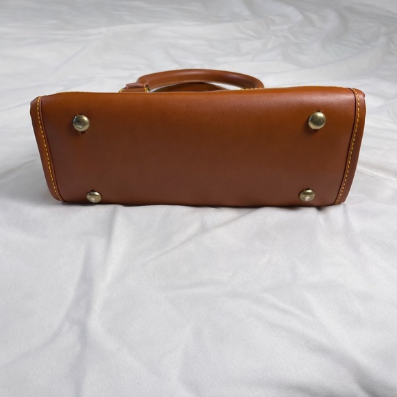 SOLD. NOT AVAILABLE. Leather Satchel Tan Brown - Picture 9 of 11
